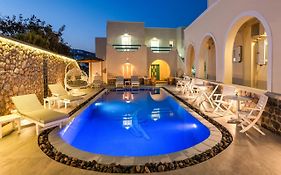 Alizea Villas & Suites